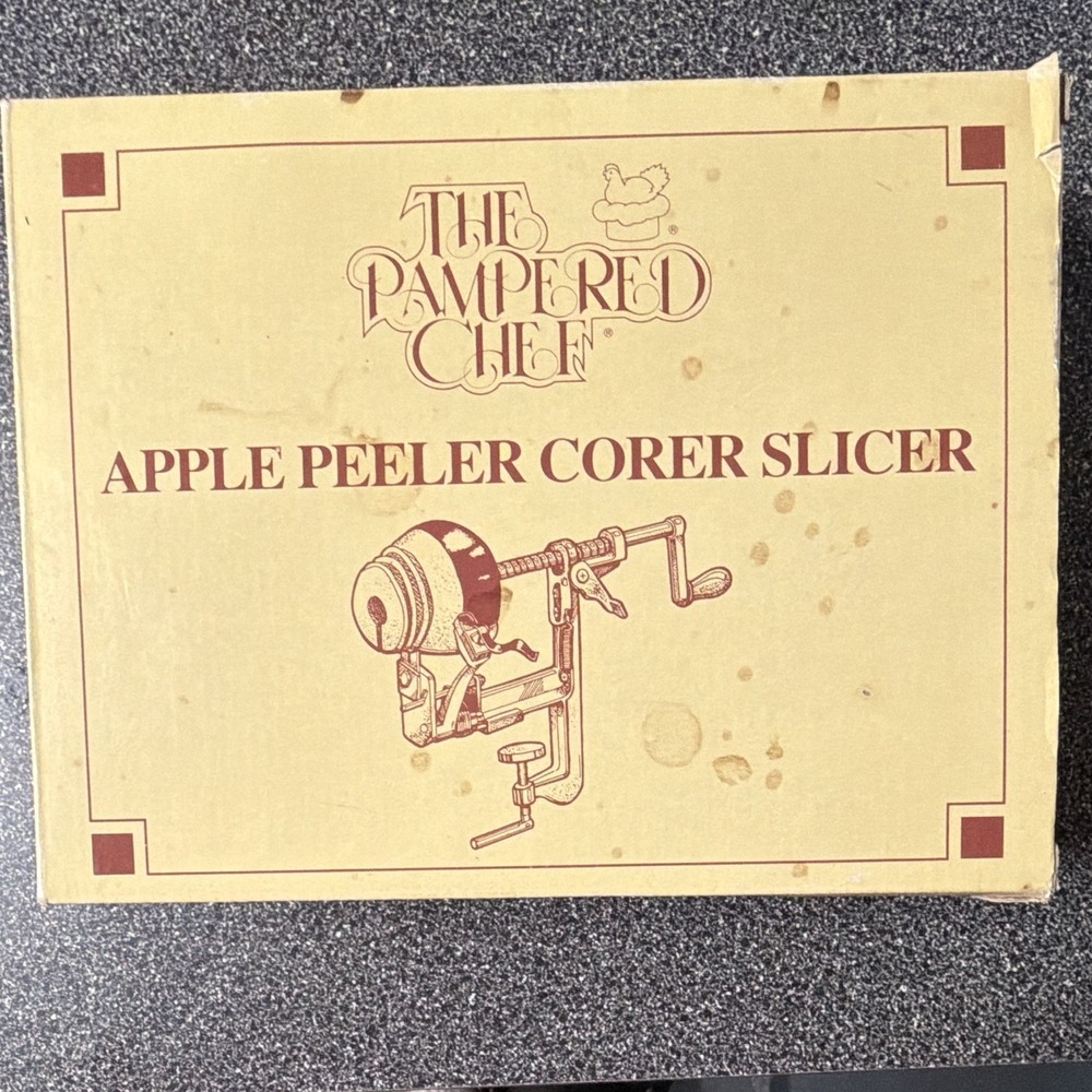 Pampered Chef Manual Apple Peeler Corer Slicer w/ Instructions, Metal Red/Silver